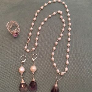 Amethyst and freshwater pearl set